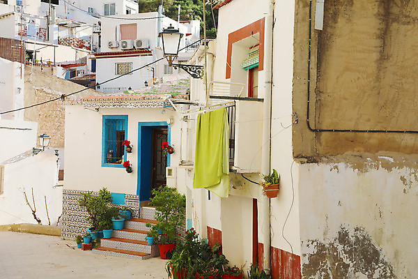 포토 JPG 해외이미지 식물 꽃 유럽 벽 건축양식 아침 휴가 거리 주택 풍경 사람없음 야외 도시풍경 컬러풀 산타클로스 여행객 계단 도시 센터 역사 스페인 냄비 지중해 그림 좁은 지역 타운 이웃 단계 남쪽 스페인어 알리칸테 옛날 해외포토 주간 건축 나라 바다 컬러 크리스마스 사람 건물 솥 방향 파일형식 이미지허브