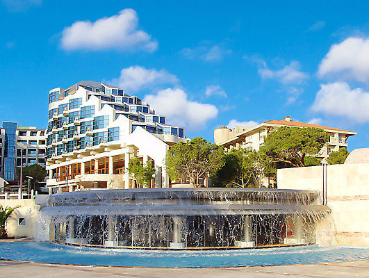 포토 JPG 해외이미지 나무 디자인 별 섬 여행 백그라운드 의자 자연 하늘 호텔 휴가 휴식 미술 동양인 사람없음 건물 장식 물 여름 파란색 빛 계단 수영 스파 젖음 흐름 가을 고급 타일 분수 휴양지 질감 모자이크 동쪽 이국적 해외포토 자연요소 식물 건축물 계절 컬러 가구 컨셉 숙소 문화예술 인종 장소 수상스포츠 방향 생태계 파일형식 이미지허브