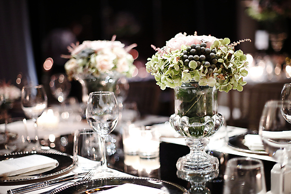 포토 JPG 해외이미지 탁자 사람없음 장식 빛 흰색 램프 해외포토 컬러 가구 조명 파일형식 이미지허브