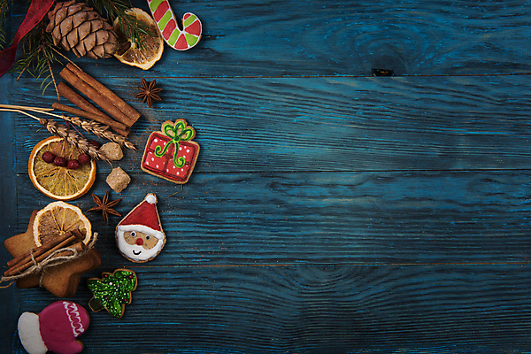 포토 JPG 해외이미지 크리스마스 실내 사람없음 선물상자 쿠키 건과일 산타모양 시나몬스틱 크리스마스트리모양쿠키 진저쿠키 카피스페이스 나무배경 해외포토 모양 기념일 백그라운드 과일 디저트 건조 선물 내부 상자 산타클로스 공백 시나몬 파일형식 이미지허브