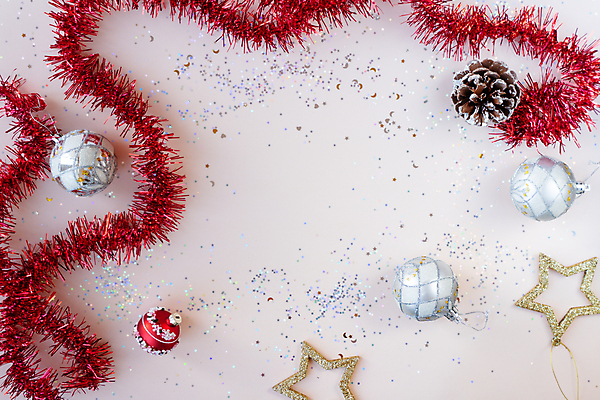 포토 JPG 해외이미지 템플릿 디자인 별 백그라운드 컨셉 크리스마스장식 크리스마스 겨울 공 벽지 휴가 새로움 새해 프레임 선물 사람없음 장식 빨간색 빛 장난감 축제 화환 공백 축하 인사 신용카드 눈송이 황금 은색 정상 연도 엽서 머리위 꽃가루 구성 목업 카피스페이스 해외포토 자연요소 계절 기념일 꽃 컬러 눈_날씨 금융 예절 가루 편지 파일형식 이미지허브