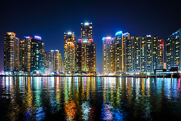 포토 JPG 해외이미지 바다 야경 사람없음 야외 건물 빛 도시풍경 반사 도시 부산 해운대 해외포토 건축물 한국 풍경 야간 파일형식 풍경_경치 이미지허브