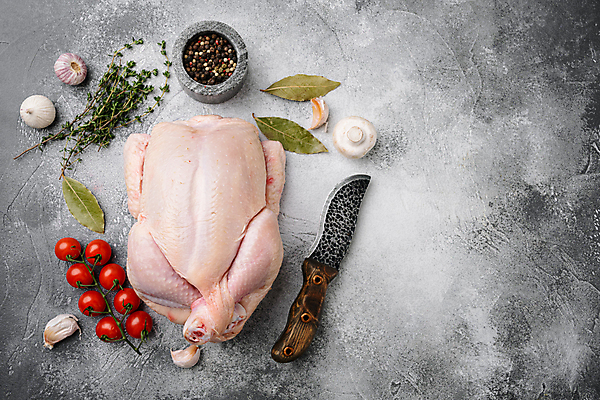 포토 JPG 해외이미지 방울토마토 마늘 생고기 사람없음 닭고기 나이프 생닭 월계수 통후추 카피스페이스 해외포토 식기 토마토 채소 육류 공백 닭 칼 후추 파일형식 이미지허브