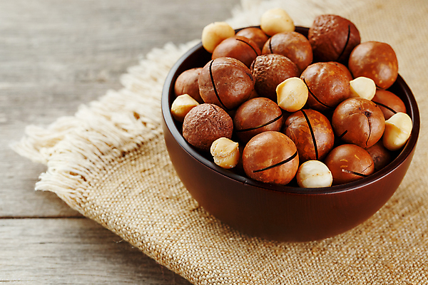 포토 JPG 해외이미지 그릇 사람없음 삼베 가득함 담기 마카다미아 나무배경 해외포토 식기 백그라운드 모션 견과류 파일형식 천_직물 이미지허브