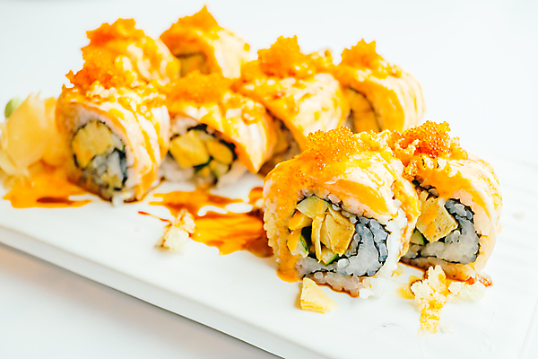 포토 JPG 해외이미지 전통 접시 음식 다이어트 오렌지 밥 오이 치즈 어류 사람없음 식당 일본 식사 저녁식사 초밥 해조류 두루마리 참치 해산물 메뉴 롤 연어 대두 해외포토 식기 아시아 채소 과일 유제품 건강 상점 수중동물 해양식물 일본음식 파일형식 이미지허브