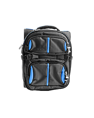 포토 JPG 해외이미지 음악 이어폰 여행 백그라운드 가방 배낭 사람없음 물 파란색 헤드폰 캠핑 하이킹 장비 짐 흰색 MP3 고립 해외포토 자연요소 잡화 컬러 음향기기 레저 문화예술 전자제품 파일형식 이미지허브