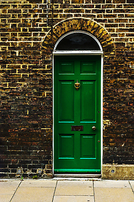 포토 JPG 해외이미지 영어 외관 도로 길 선 벽 건축양식 벽돌 영국 잉글랜드 거리 주택 사람없음 문 수확 도시 보행자 재산 런던 펜싱 타운 연립주택 개발 기간 빅토리아 옛날 줄서기 철책 해외포토 문자 건축 유럽 스포츠 농업 교통시설 모션 건물 금융 파일형식 이미지허브