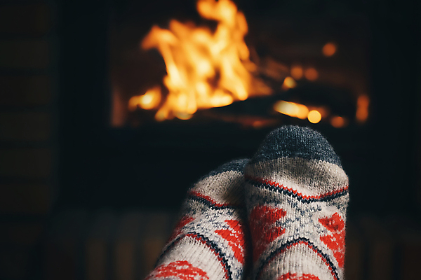 포토 JPG 해외이미지 발 양말 실내 따뜻함 아웃포커스 신체부위 해외포토 촬영기법 사람 내부 파일형식 이미지허브
