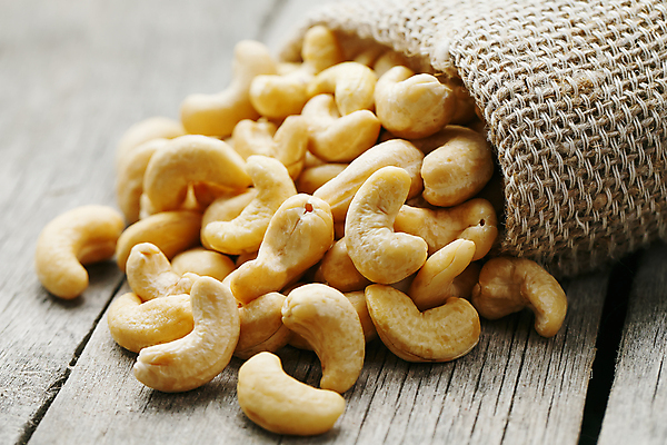 포토 JPG 해외이미지 사람없음 견과류 쏟아짐 캐슈넛 해외포토 모션 파일형식 이미지허브