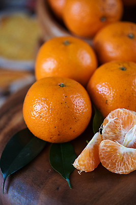 포토 JPG 해외이미지 귤 실내 사람없음 아웃포커스 나무배경 해외포토 백그라운드 과일 촬영기법 내부 파일형식 이미지허브