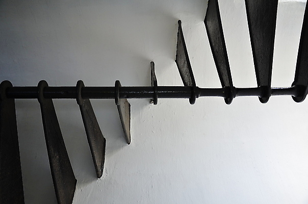 포토 JPG 해외이미지 벽 등대 나선형 사람없음 내부 건물 계단 금속 검은색 흰색 철 단계 해외포토 건축물 컬러 무늬 재질 파일형식 이미지허브