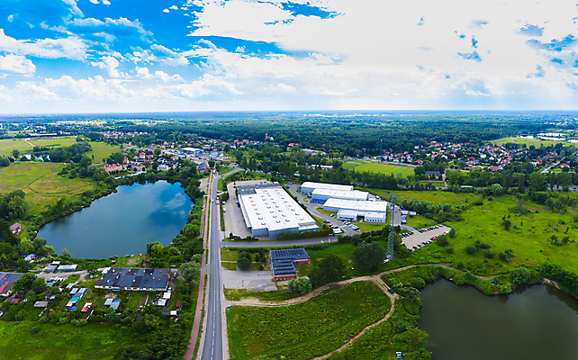 포토 JPG 해외이미지 공원 산업 도로 비즈니스 교통시설 자동차 안테나 사람없음 건물 트럭 화물 도시 센터 역 상품 정상 주식 컨테이너 창고 상업 머리위 지역 트랙터 수납 짐차 무거움 트레일러 물류 슈퍼마켓 드론 분배 수입 터미널 해외포토 건축물 공공시설 길 육상교통 교통 통신 금융 상점 운송업 무게 농기계 시설 특수차량 파일형식 이미지허브