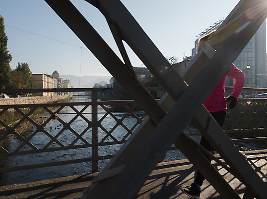 포토 JPG 해외이미지 전신 라이프스타일 여자 아침 건강 한명 성인 야외 옆모습 운동복 달리기 조깅 유산소운동 러닝 성인여자한명만 해외포토 주간 1 옷 뷰포인트 모션 사람 생활 운동 여자한명만 성인여자만 파일형식 이미지허브