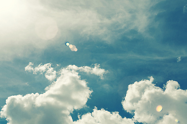 포토 JPG 해외이미지 주간 구름 자연 하늘 사람없음 야외 햇빛 맑음 뭉게구름 해외포토 자연요소 날씨 태양 생태계 파일형식 구름_자연 이미지허브