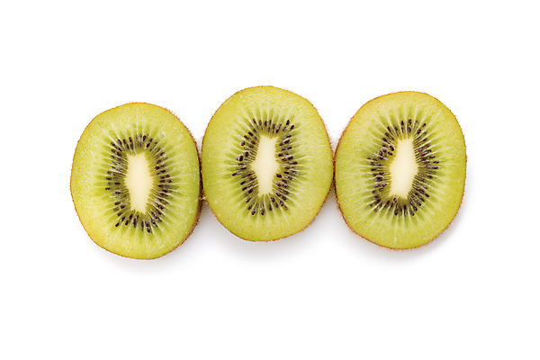 포토 JPG 해외이미지 단면 실내 키위 근접촬영 사람없음 신선 달콤 흰배경 일렬 해외포토 뷰포인트 백그라운드 과일 내부 흰색 맛 파일형식 이미지허브