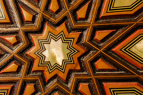 포토 JPG 해외이미지 디자인 여행 패턴 건축양식 엄마 이스탄불 미술 동양인 사람없음 내부 건물 목재 장식 숫자 문 궁전 골동품 업무 화려 역사 클래식 박물관 판화 동쪽 장인 칠면조 수공예 제국 하렘 튀르키예 해외포토 나무 문자 건축물 건축 아시아 컨셉 고건축 무늬 재료 가족 조류 문화예술 인종 작업 공예 방향 파일형식 이미지허브