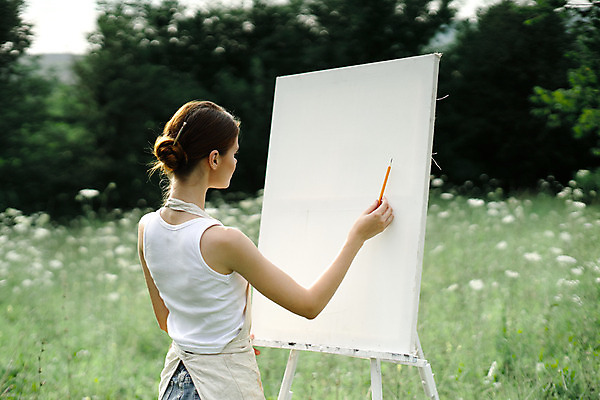 포토 JPG 해외이미지 여자 꽃 예술 자연 한명 들기 상반신 성인 야외 뒷모습 연필 그리기 스케치 이젤 그림 캔버스 성인여자한명만 해외포토 식물 1 뷰포인트 모션 학용품 미술 사람 필기구 미술도구 생태계 여자한명만 성인여자만 파일형식 이미지허브