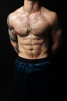 포토 JPG 해외이미지 백인 1 라이프스타일 남자 스포츠 백그라운드 신체 의자 근육 탈의 건강 한명 사람 앉기 성인 30대 운동 검은색 힘 아령 장비 잡기 중앙 몸무게 결심 보디빌딩 보디빌더 연습 체육관 근육질 리프트 역도 팔 무거움 고립 리프팅 이두근 해외포토 서양인 컬러 가구 컨셉 모션 생활 신체부위 장년 헬스 무게 몸매 파일형식 이미지허브