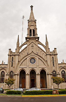 포토 JPG 해외이미지 나무 종교 교통수단 건축양식 거리 안테나 풍경 사람없음 건물 성당 탑 도시 남아메리카 역사 승려 천연기념물 부에노스아이레스 옛날 해외포토 식물 건축물 건축 교통 통신 종교건축 아메리카 성직자 파일형식 이미지허브
