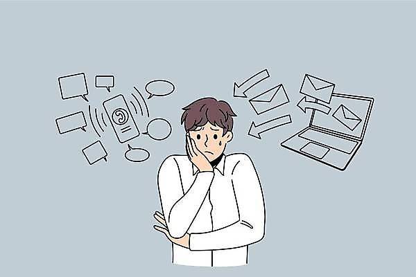 EPS 해외이미지 남자 화살표 하늘색 말풍선 일러스트 한명 상반신 성인 노트북 스마트폰 턱괴기 이메일 편지 고민 걱정 통화 성인남자한명만 해외일러스트 1 감정 모션 사람 파란색 전자제품 핸드폰 스마트기기 남자한명만 성인남자만 파일형식 벡터 이미지허브