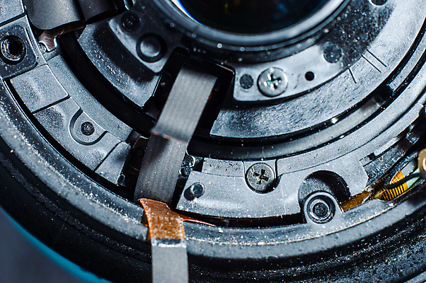 포토 JPG 해외이미지 유리 사람없음 내부 기계 나사 수리 플라스틱 깃털 서비스 먼지 교체 광학 해외포토 재질 공구 파일형식 이미지허브