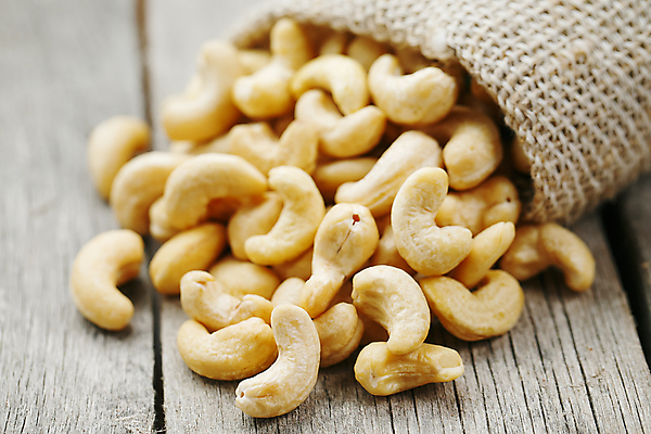 포토 JPG 해외이미지 사람없음 견과류 쏟아짐 캐슈넛 해외포토 모션 파일형식 이미지허브