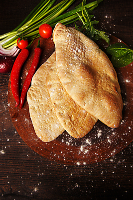 포토 JPG 해외이미지 접시 음식 빵 백그라운드 공 오이 패스트푸드 건강 육류 요리 사람없음 초록색 빛 식사 저녁식사 치킨 어둠 튀김 닫기 그릴 애피타이저 상추 바비큐 지중해 먹기 속도 메뉴 양배추 점심식사 고립 케밥 병아리콩 아랍어 카피스페이스 맛있는 해외포토 식기 바다 컬러 채소 식재료 모션 주방용품 콩 공백 인스턴트 닭고기요리 파일형식 이미지허브