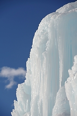 포토 JPG 해외이미지 주간 구름 겨울 하늘 사람없음 야외 얼음 차가움 고드름 겨울풍경 해외포토 자연요소 계절 풍경 파일형식 이미지허브