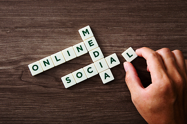 포토 JPG 해외이미지 디자인 알파벳 컨셉 인터넷 비즈니스 텍스트 통신 관계 추상 설계 벽돌 사람없음 단어 컴퓨터 글로벌 웹 블록 네트워크 퍼즐 편지 심볼 큐브 만들기 커뮤니티 온라인 일반 마케팅 블로그 소셜 네트워킹 유행어 해외포토 문자 영어 무늬 모션 전자제품 유행 파일형식 이미지허브