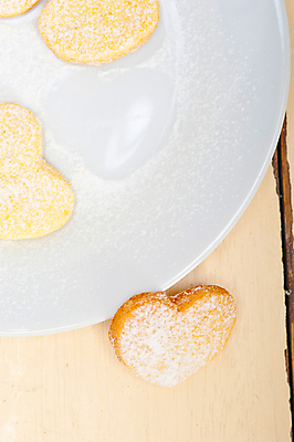 포토 JPG 해외이미지 접시 디저트 사람없음 쿠키 하트 해외포토 모양 식기 음식 파일형식 이미지허브