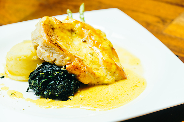 포토 JPG 해외이미지 음식 백그라운드 다이어트 채소 건강 육류 스테이크 요리 사람없음 식사 저녁식사 치킨 튀김 흰색 그릴 바비큐 가슴 굽기 후추 점심식사 해외포토 컬러 식재료 주방용품 서양음식 신체부위 구이 향신료 닭고기요리 파일형식 이미지허브