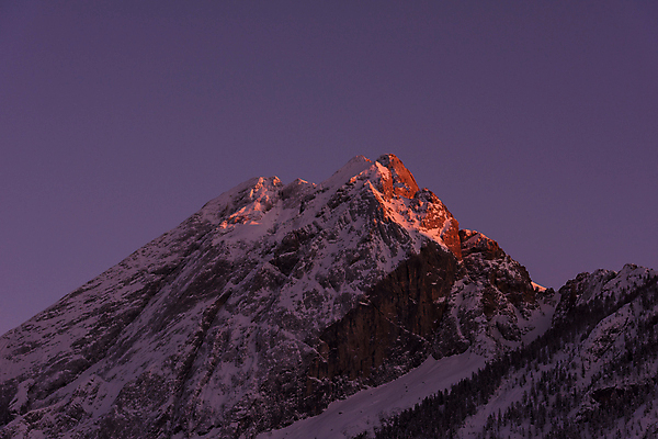 포토 JPG 해외이미지 겨울 사람없음 야외 일몰 야간 알프스 겨울풍경 설산 해외포토 자연요소 계절 유럽 산 풍경 노을 파일형식 이미지허브