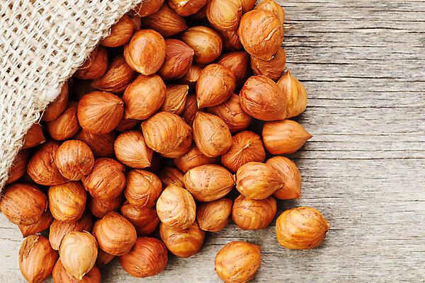 포토 JPG 해외이미지 사람없음 견과류 삼베 쏟아짐 헤이즐넛 해외포토 모션 파일형식 천_직물 이미지허브