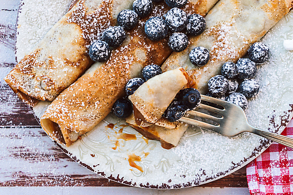 포토 JPG 해외이미지 전통 접시 열매 음식 백그라운드 재료 탁자 아침 디저트 건강 요리 사람없음 케이크 식당 초콜릿 식사 저녁식사 튀김 신선 뜨거움 원형 플랫 달콤 맛 아침식사 굽기 먹기 가득함 롤 레시피 아르헨티나 팬케이크 점심식사 폭식 얇은 페스츄리 핸드메이드 크레이프 캐러멜 맛있는 해외포토 주간 도형 식물 식기 빵 가구 컨셉 모션 상점 남아메리카 구이 파일형식 이미지허브