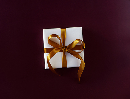 포토 JPG 해외이미지 템플릿 전통 디자인 기념일 리본 종이 분홍색 백그라운드 크리스마스 포장 벽지 휴가 새해 발렌타인데이 선물 사랑 사람없음 장식 선물상자 상자 컬러풀 보라색 축제 웹 놀람 덮개 흰색 축하 눈송이 생일 황금 제비꽃 활 엽서 진홍색 핸드메이드 많음 플랫레이 카피스페이스 해외포토 꽃 감정 컬러 컨셉 인터넷 데이이벤트 눈_날씨 표정 이벤트 빨간색 공백 뚜껑 플랫 편지 파일형식 이미지허브