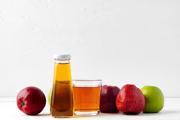 포토 JPG 해외이미지 사람없음 사과 병음료 사과주스 해외포토 음료 과일 과일주스 파일형식 이미지허브