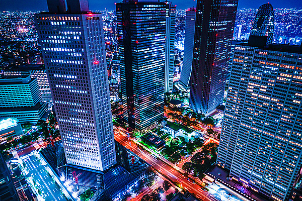 포토 JPG 해외이미지 도로 야경 빌딩 사람없음 야외 건물 도시풍경 일본 고층빌딩 도시 도쿄 장노출 해외포토 건축물 아시아 길 교통시설 촬영기법 풍경 야간 파일형식 풍경_경치 이미지허브