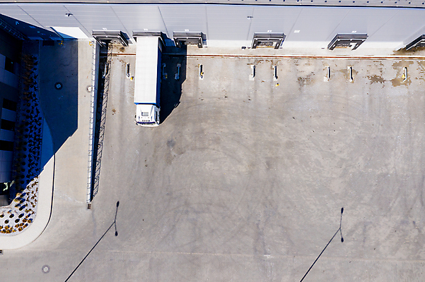 포토 JPG 해외이미지 산업 육상교통 교통시설 추상 독일 사람없음 야외 가로 노란색 장비 옥상 심볼 창고 짐차 물류 전송 조감도 해외포토 유럽 교통수단 컬러 교통 무늬 자동차 시설 파일형식 이미지허브