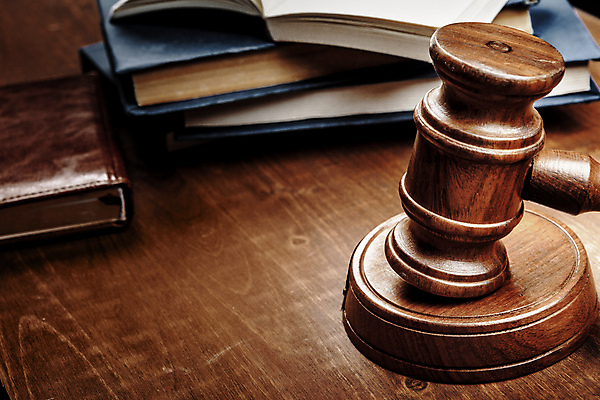 포토 JPG 해외이미지 실내 사람없음 책 오브젝트 법 의사봉 나무배경 해외포토 백그라운드 내부 파일형식 이미지허브