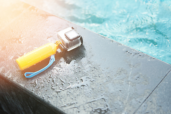 포토 JPG 해외이미지 직업 남자 행복 어린이 스포츠 포즈 통신 새로움 산 주택 수영장 실내 손잡이 한명 미소 사람 앉기 취미 사람없음 가로 여름 컬러풀 카메라 수중 잡기 보호 플라스틱 사진사 영화 바둑 기어 동영상 캠코더 찬성 해외포토 1 계절 감정 컬러 컨셉 모션 재질 놀이 문화예술 표정 내부 건물 전자제품 작가 파일형식 이미지허브