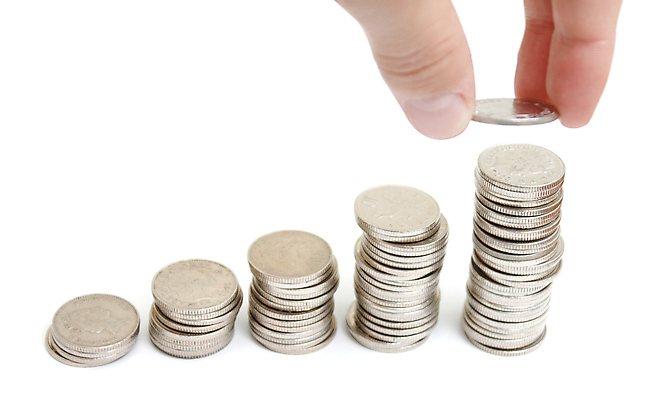 포토 JPG 해외이미지 스튜디오촬영 손 들기 신체부위 동전탑 해외포토 모션 실내 사람 쌓기 동전 파일형식 이미지허브