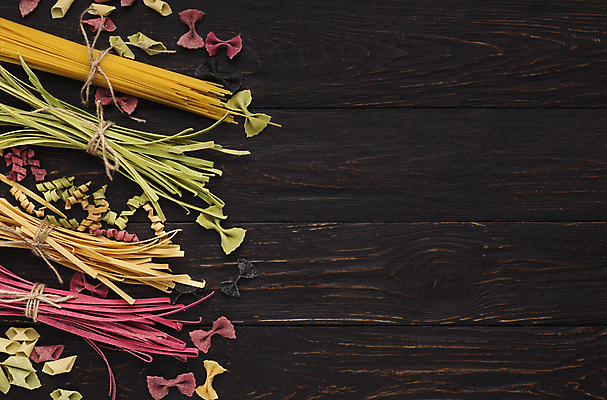 포토 JPG 해외이미지 모양 전통 음식 백그라운드 다이어트 재료 탁자 건조 파스타 건강 종류 요리 사람없음 목재 빨간색 초록색 노란색 주방 식당 검은색 식사 저녁식사 이탈리아 그룹 밀 수집 질감 날것 레시피 모음 시금치 점심식사 구성 마카로니 비트 생식 섞기 채식주의자 탄수화물 파르팔레 핸드메이드 카피스페이스 탈리아텔레 푸질리 해외포토 나무 유럽 컬러 가구 채소 식재료 곡류 서양음식 상점 공백 채식 파스타면 파일형식 이미지허브