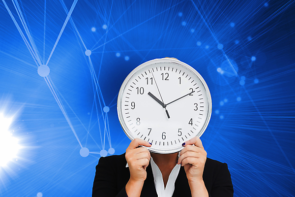 포토 JPG 해외이미지 백인 디자인 여자 시계 한명 20대 컴퓨터그래픽 파란색 빛 컴퓨터 디지털 잡기 시간 비즈니스우먼 숨기 해외202004 해외포토 서양인 1 컬러 비즈니스 모션 사람 청년 그래픽 전자제품 직장인 파일형식