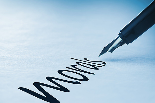 포토 JPG 해외이미지 종이 텍스트 사람없음 단어 만년필 기록 도덕 페이지 유행어 해외202004 해외포토 문자 펜 유행 파일형식