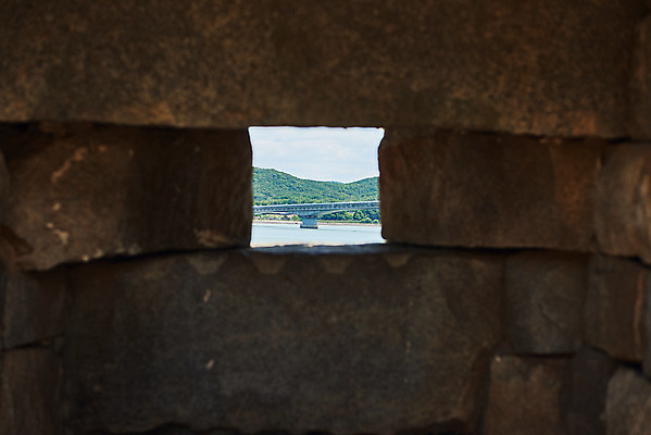포토 JPG 주간 여행 한국건축 유적지 풍경 사람없음 야외 관광지 봄 문화재 구멍 성 역사 한국사 성벽 강화도 국내여행 명승지 사적지 강화초지진 국내포토 자연요소 건축물 계절 건축 고건축 인천 파일형식