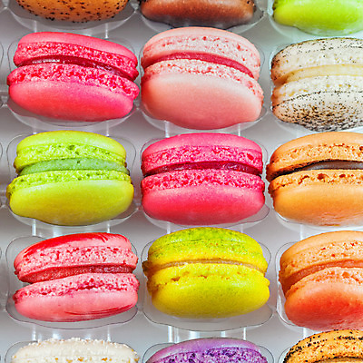 포토 JPG 해외이미지 디저트 사람없음 컬러풀 과자 여러개 빵집 달콤 마카롱 맛있는 해외202004 해외포토 음식 컬러 다수 상점 맛 파일형식