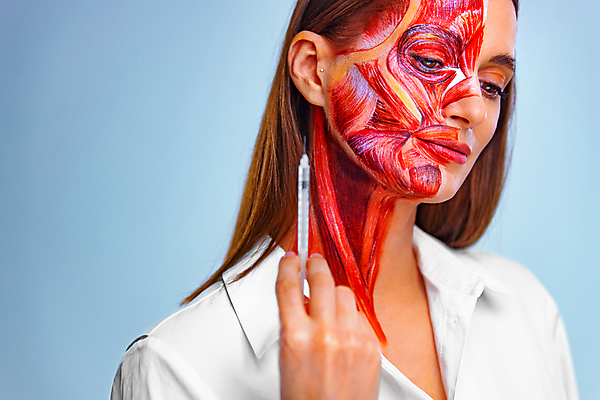 포토 JPG 해외이미지 백인 모델 여자 얼굴 신체 해부 근육 건강 병원 미술 두명 뷰티 약 머리 페인트 화장품 의사 주름 플라스틱 미용사 청소 피부 체조 주사약 테라피 순서 돌봄 리프팅 해외포토 서양인 직업 의학 모션 재질 문화예술 사람 신체부위 운동 의료진 파일형식 이미지허브