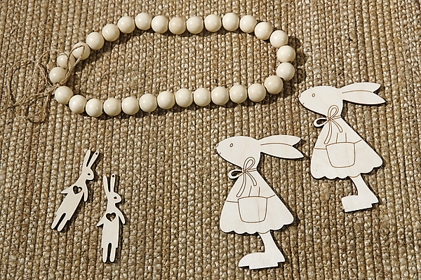 포토 JPG 해외이미지 디자인 종교 목걸이 지팡이 휴가 부활절 프레임 이벤트 사람없음 내부 목재 장식 장난감 피규어 축하 토끼 신용카드 양동이 흰배경 목각 엮은 핸드메이드 플랫레이 카피스페이스 해외포토 나무 기념일 백그라운드 컨셉 재료 장신구 포유류 금융 반려동물 공백 미니어처 흰색 플랫 파일형식 이미지허브