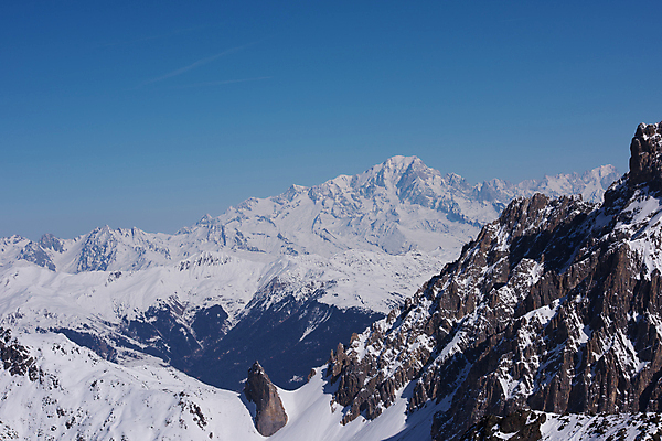 포토 JPG 해외이미지 주간 겨울 하늘 사람없음 야외 눈 알프스 겨울풍경 설산 눈덮임 해외포토 자연요소 계절 유럽 컨셉 날씨 산 풍경 파일형식 이미지허브