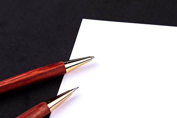 포토 JPG 해외이미지 템플릿 교육 종이 백그라운드 비즈니스 학교 탁자 잉크 직장 미술 사람없음 목재 사무실 연필 펜 우주 검은색 공책 공백 장비 수확 흰색 공구 메시지 황금 고급 은색 정상 편지 책상 분수 질감 문서 복고 페이지 시트 서명 고립 옛날 목업 스타일 해외포토 나무 컬러 가구 컨셉 농업 회사 재료 문화예술 문구용품 학용품 필기구 도구 파일형식 이미지허브